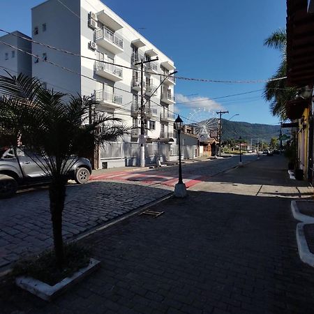 Agito E Sossego Na Rua Mais Charmosa De Ubatuba Pelo Google 외부 사진